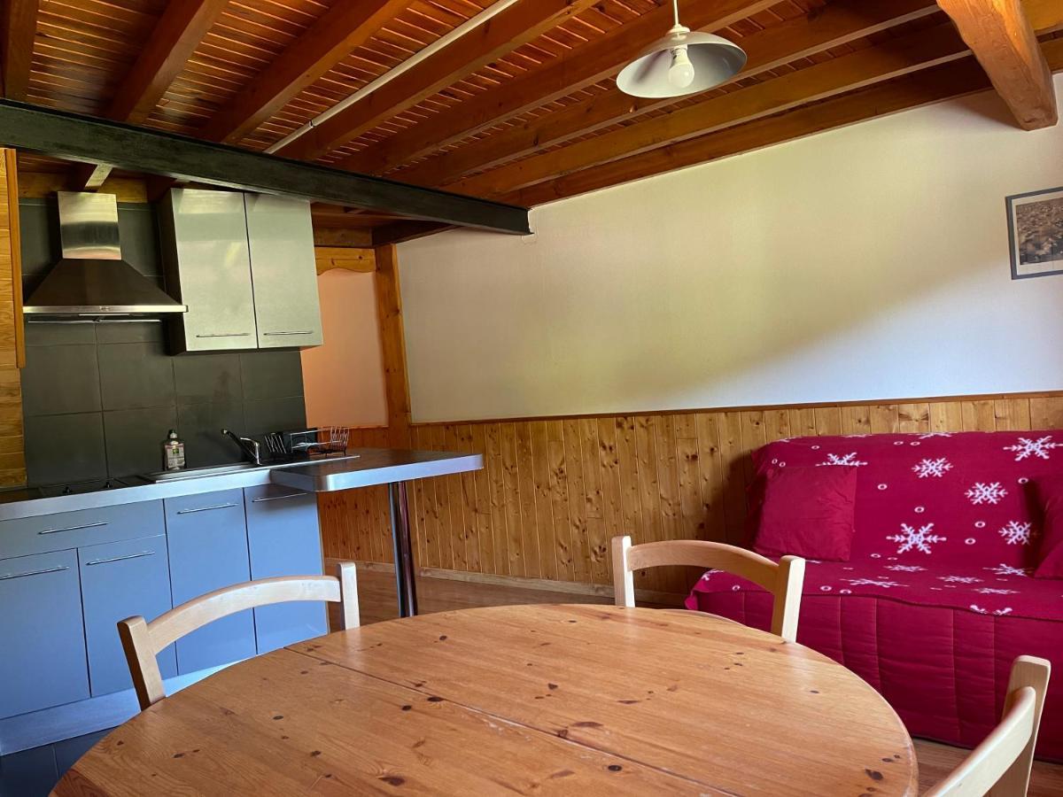 Le Saporta- Et Meubles De Tourisme Apartment *